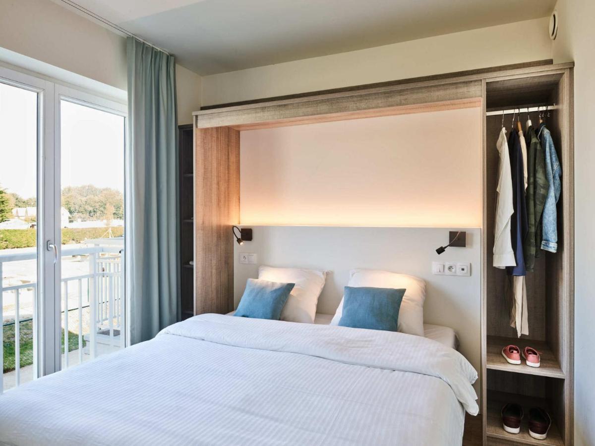 Holiday Suites Nieuwpoort Ruang foto
