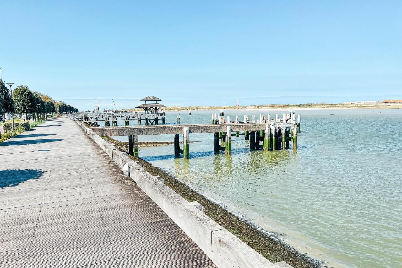 Holiday Suites Nieuwpoort Bagian luar foto