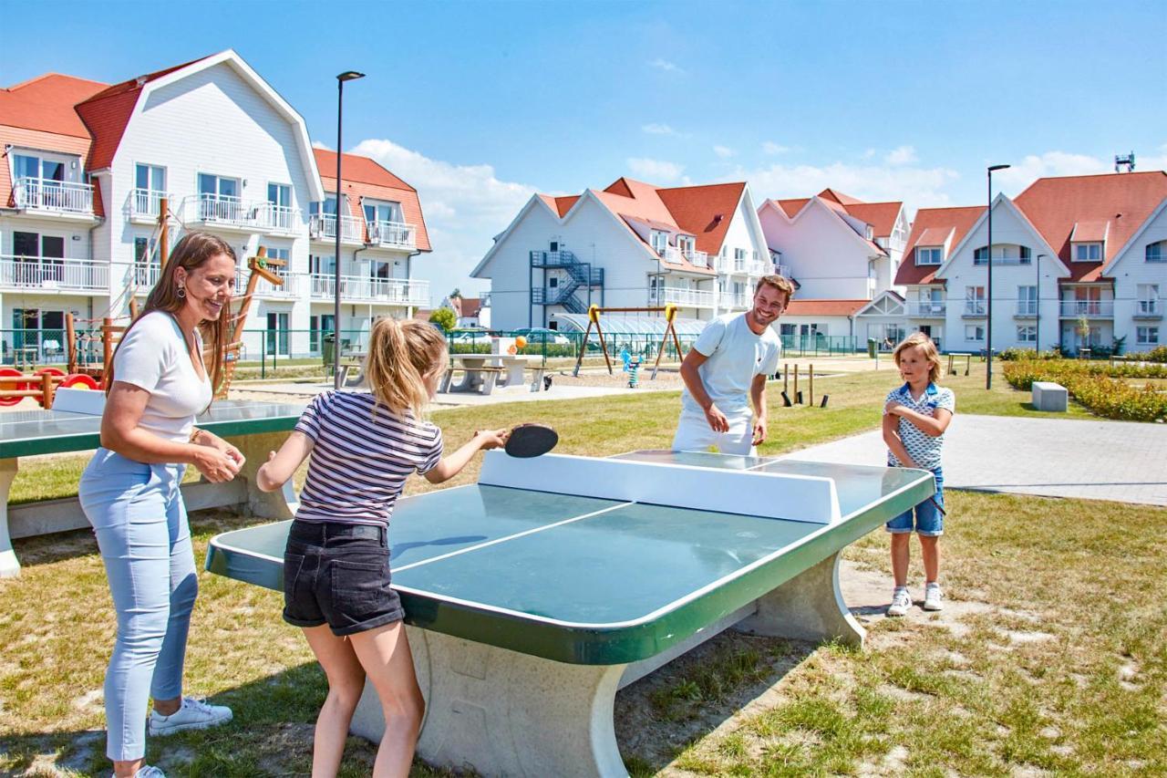 Holiday Suites Nieuwpoort Bagian luar foto