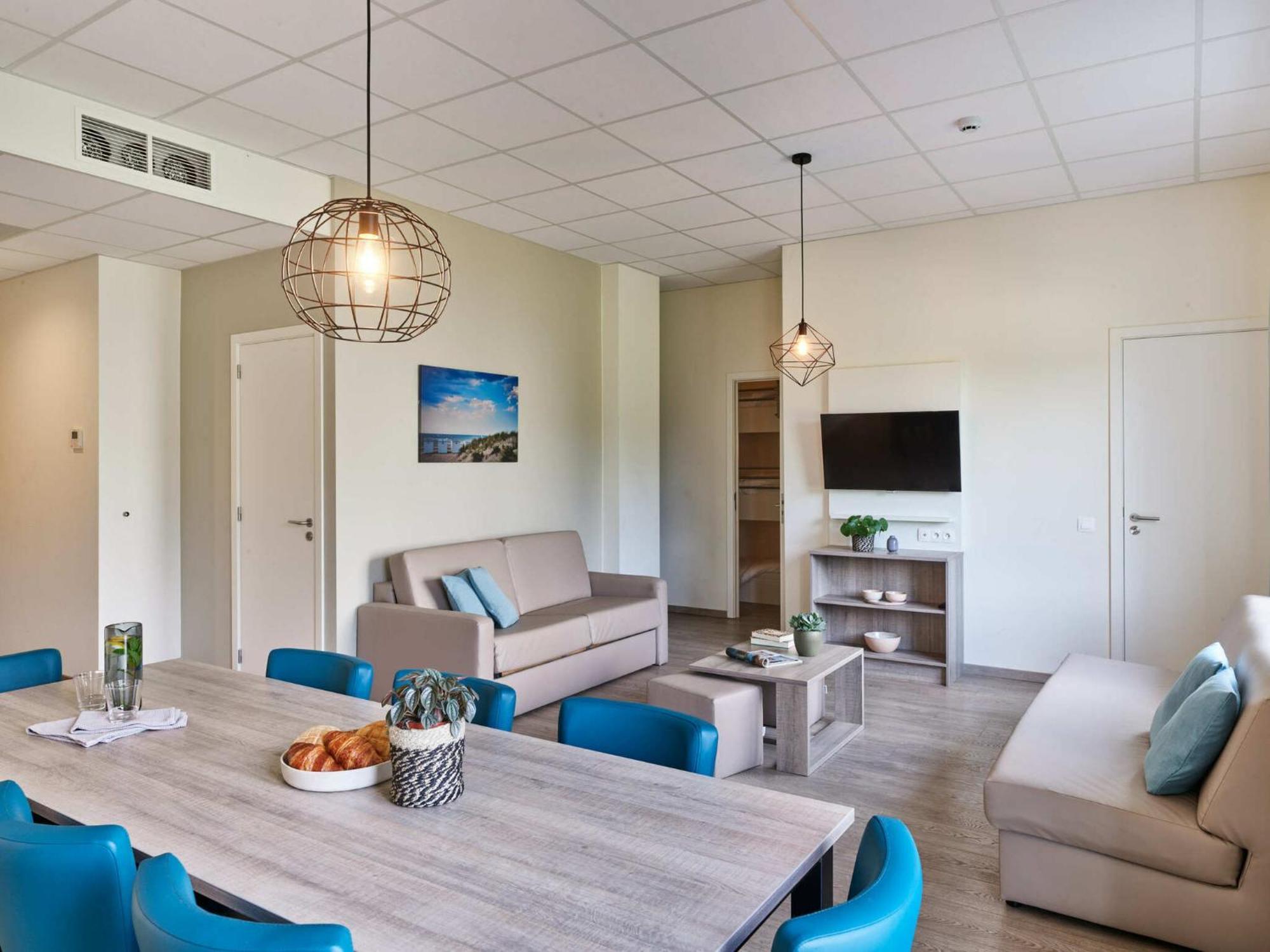 Holiday Suites Nieuwpoort Ruang foto